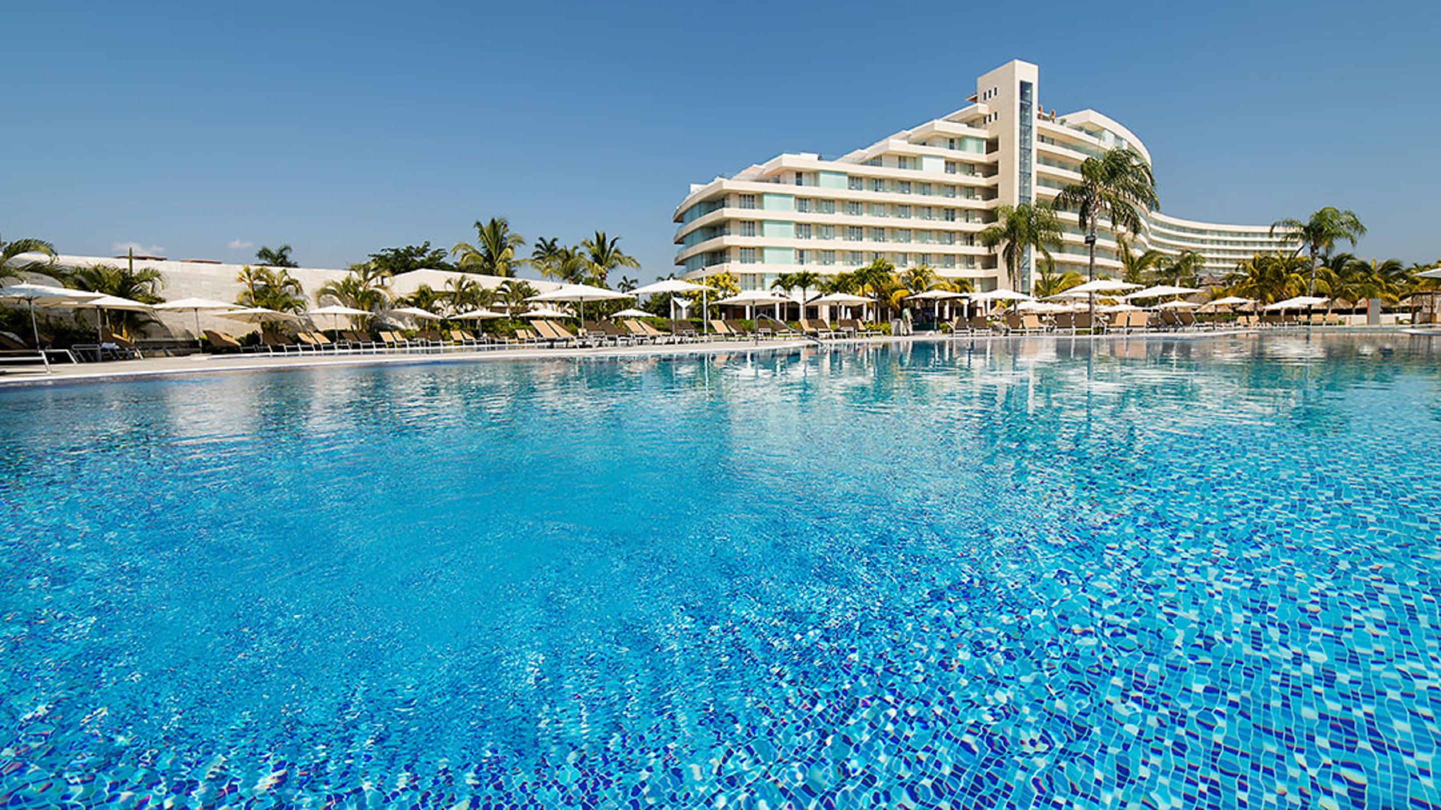 Palacio Mundo Imperial Riviera Diamante Acapulco Ngoại thất bức ảnh The Westin Resort & Villas, Na Palm Beach, Florida
