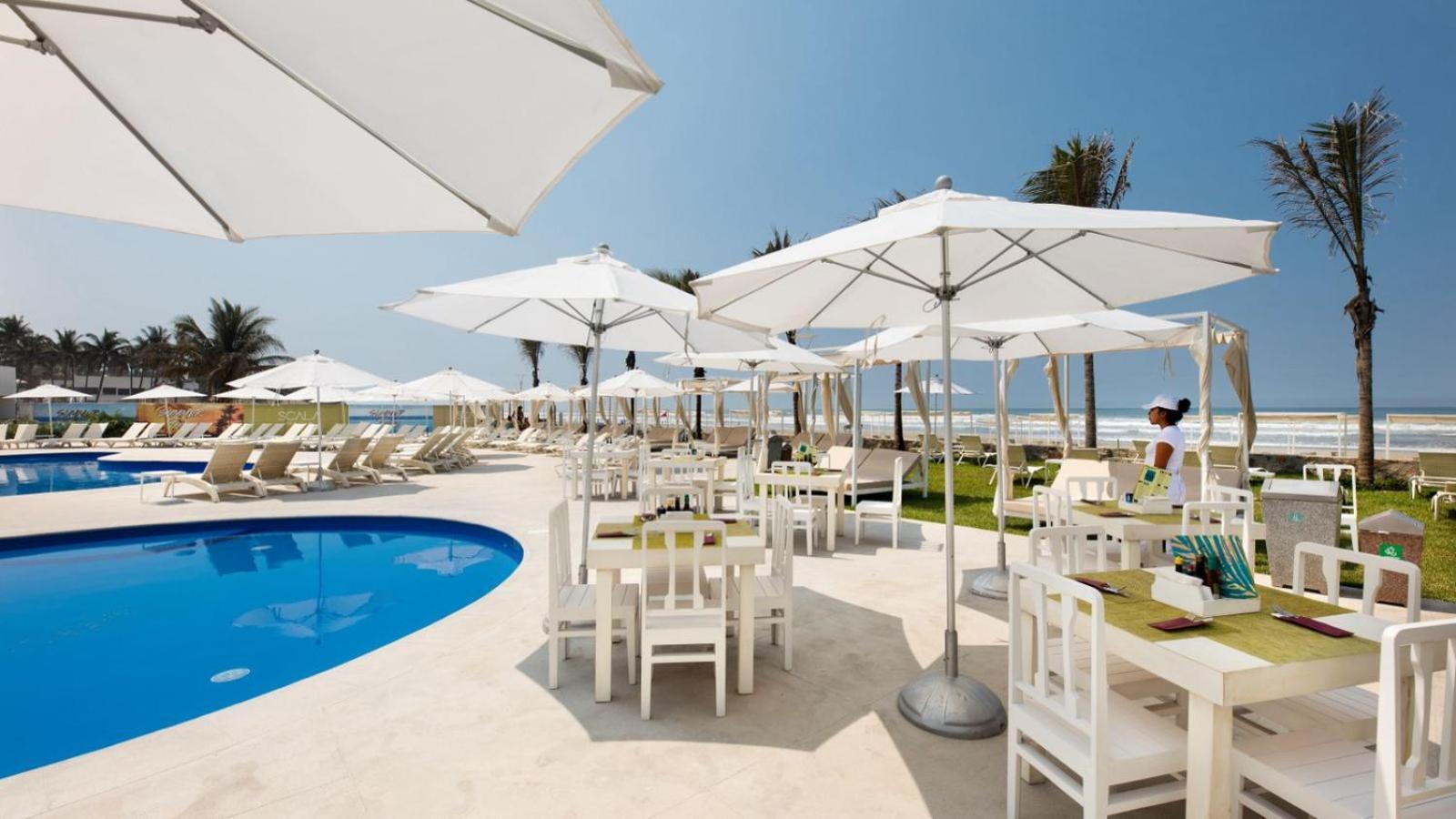 Palacio Mundo Imperial Riviera Diamante Acapulco Ngoại thất bức ảnh The beach at the resort