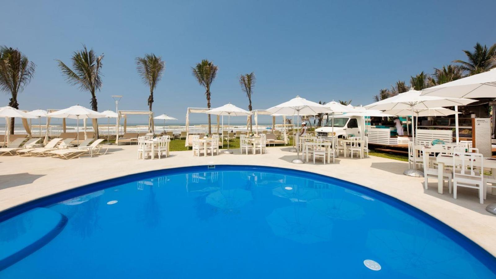 Palacio Mundo Imperial Riviera Diamante Acapulco Ngoại thất bức ảnh The beach at the Jumeirah Beach Hotel